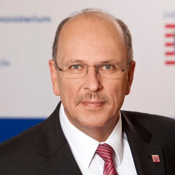 <b>René Gottschalk</b>, heute <b>...</b> - sozialminister_hessen